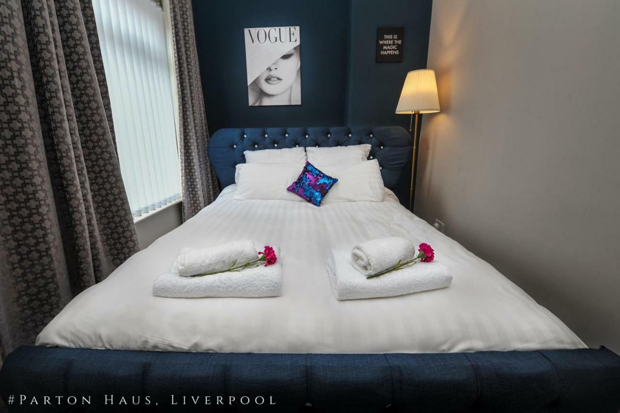 3 Double Bed Brittania Styled Central Home Near Lfc Sleeps 6 With Free Business Super Fast Fibre Broadband Liverpool Exterior photo